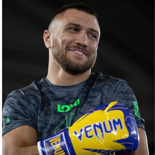 lomachenko équipé en venum